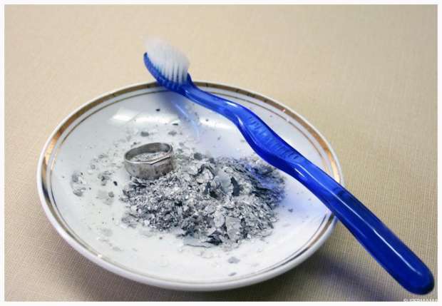 طريقة تنظيف الفضة في المنزل
